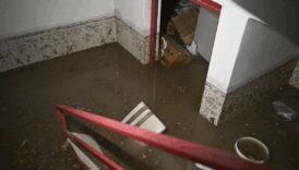 baskenti sel vurdu evler sular altinda kaldi z8KnwPzD