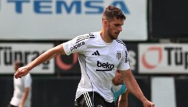 besiktasta sok yeni transfer ilk macta kesildi Ir17YVsd