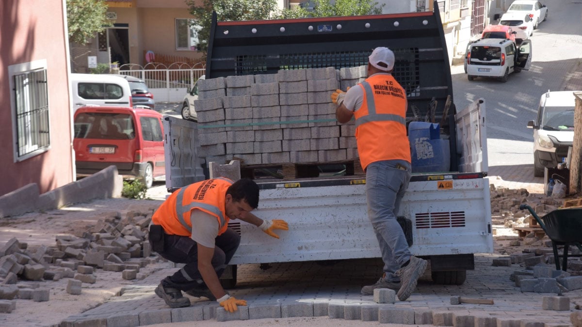 bilecik belediyesi fen isleri mudurlugu ekipleri sahadaki calismalarini surduruyor 1 hPzXIHse