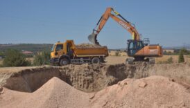 bilecik belediyesi fen isleri mudurlugu ekipleri sahadaki calismalarini surduruyor xTsZehVX