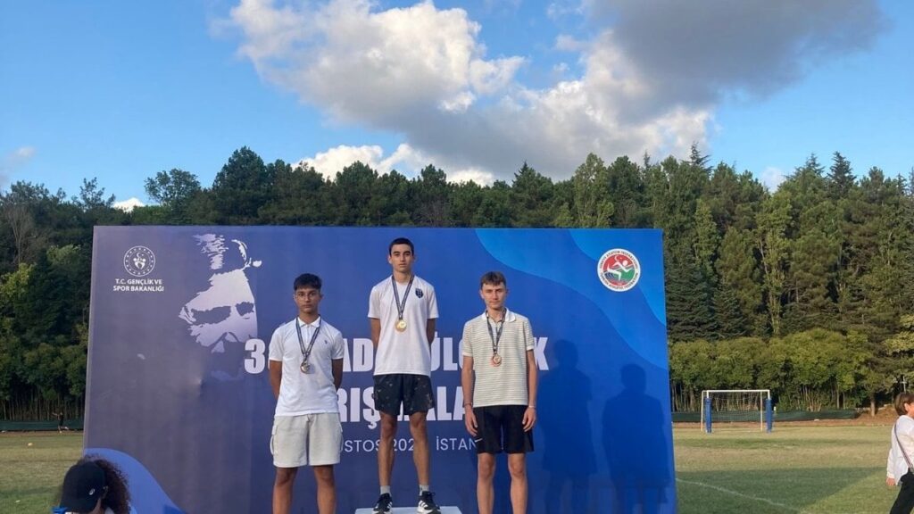 bilecikli sporcular istanbuldaki yarismalarda dereceye girdi RhWYJsVD