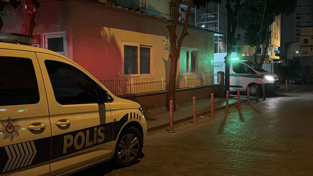 bisiklet ile carpisan motosiklet surucusu oldu RMlV66CG