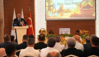 borsaya gelen yilin ilk kuru uzumu 3 bin 500 tlden alindi 2eePmBwv