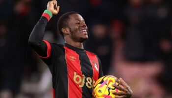 bournemouth paraya doymuyor 4 buyuk satis em8XPXnG