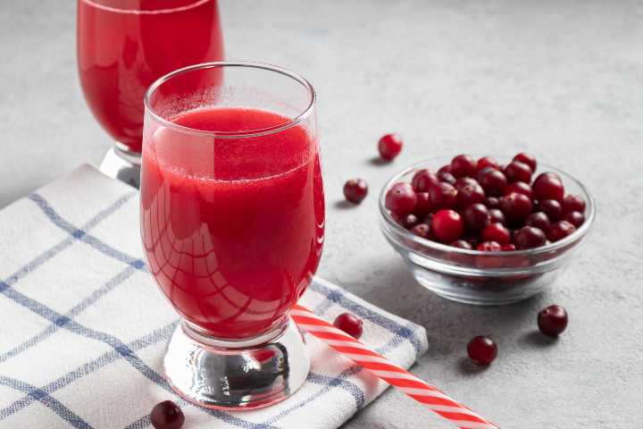 bu bitkiyi eken 1 senede evini alip altina aracini cekiyor 1 karis topragi olan VMHy9QJh
