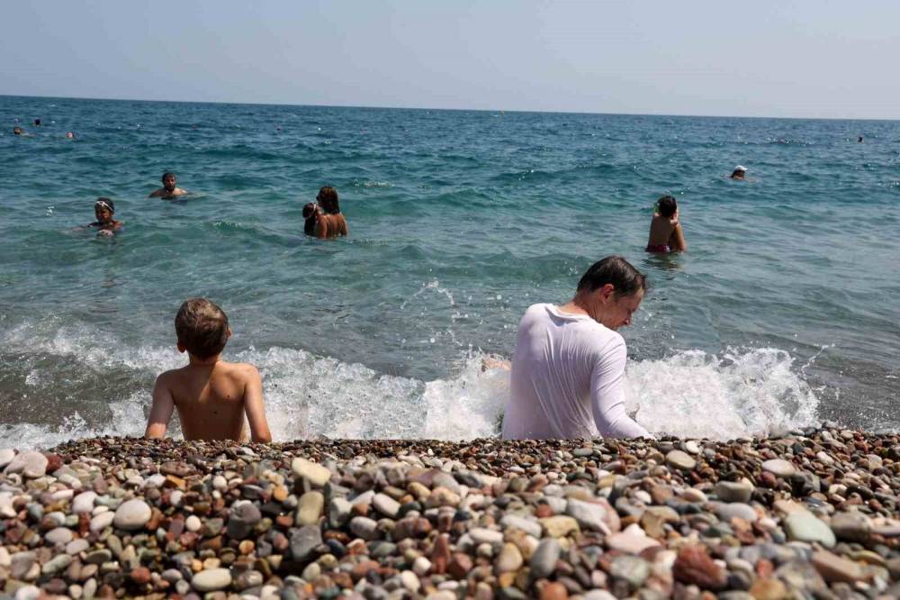 buyuksehir plajlari turist akinina ugruyor 2 hqA5NBlZ