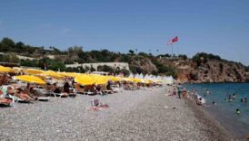 buyuksehir plajlari turist akinina ugruyor VPXdTUDF