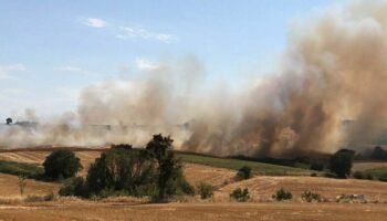 canakkalede tarim arazisinde yangin z52wOsXR