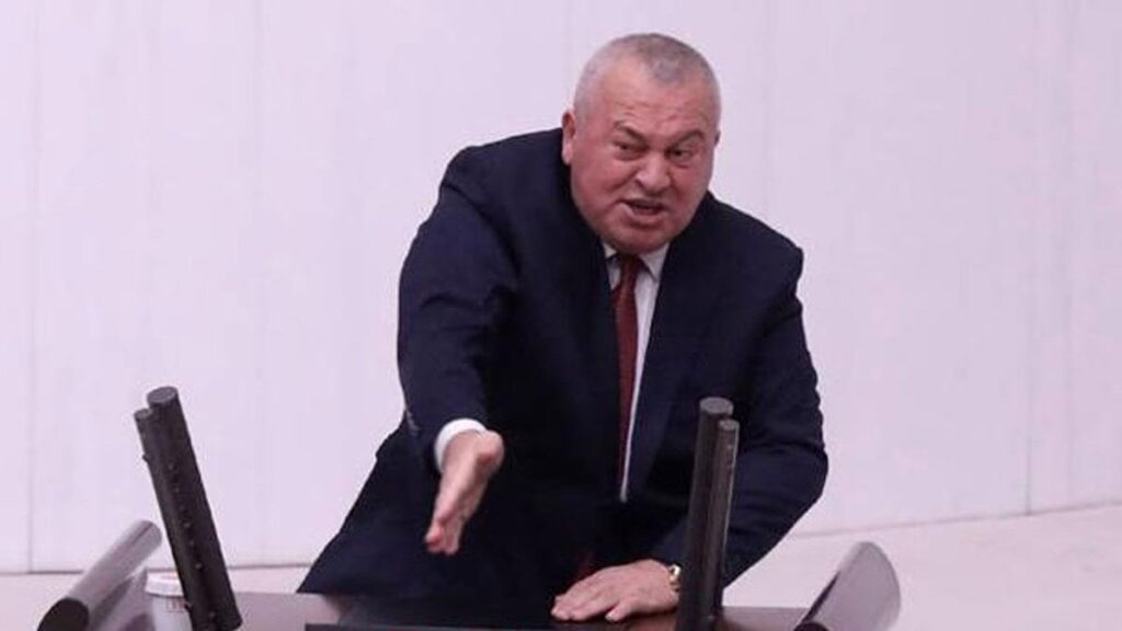cemal enginyurttan saraya salvolar hpYms9wQ