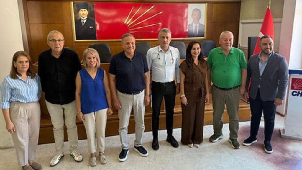 chpli baskan akpinar burnumuza pis kokular geliyor IrN3hjzb