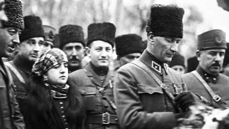 cumhuriyeti kuran zafer 30 agustos ordular ilk hedefimiz akdenizdir ileri 0 qU5kvJ4P