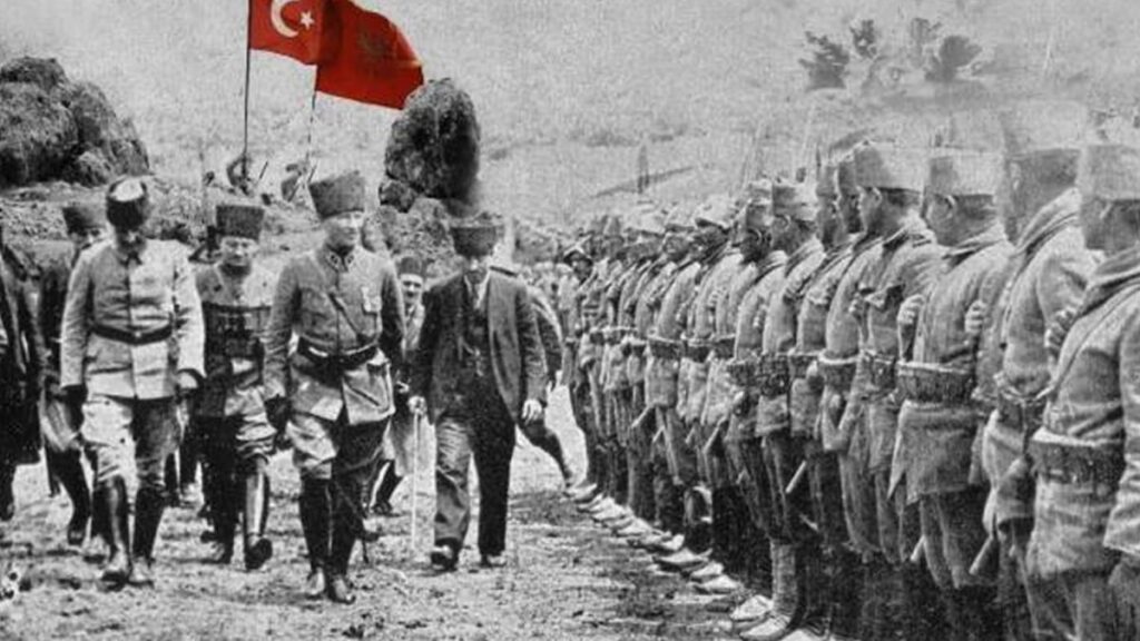 cumhuriyeti kuran zafer 30 agustos ordular ilk hedefimiz akdenizdir ileri qEmH5yjA