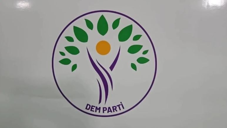 dem partide sok ayrilik gorevden alindi XBpRJHMM