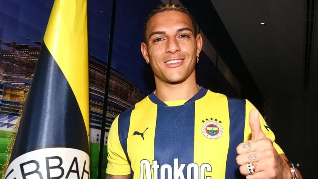 diego carlos serie aya gidiyor 6TUDcfq8