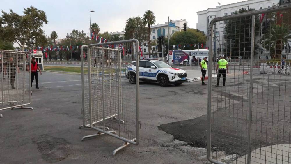 dikkat istanbulda bugun bu yollar trafige kapandi 2 3Kej2PMF