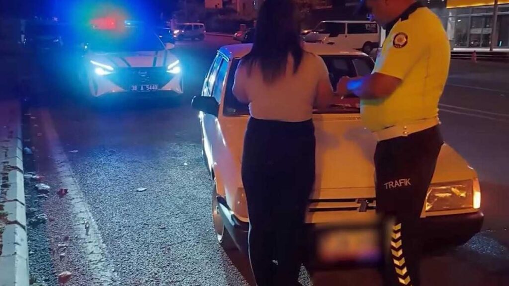 drift atan kadin surucuye 48 bin tl ceza ugJtRlP5