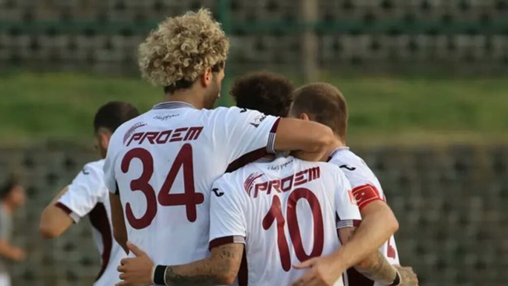 elazigspor iran ekibiyle yenisemedi hlThsqNr