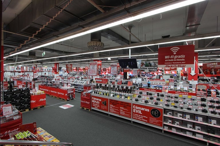 elektronik devleri satiliyor turkiyede de bircok ilde 100den fazla magazasi var 2