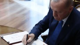 erdogan fetoden agirlastirilmis muebbet alan ismin cezasini kaldirdi ZfS9UqAc