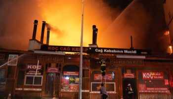 erzurum valisinden yanginla ilgili aciklama lJcCG82J