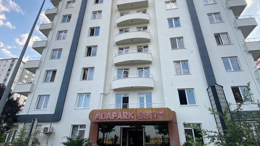feci olum 8 kattan dustu PpcMQhD9