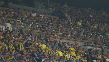 fenerbahce benfica macina gazeteci akini yXNx7Ncr