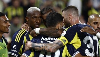 fenerbahce imkansizi basardi hy9evhHz