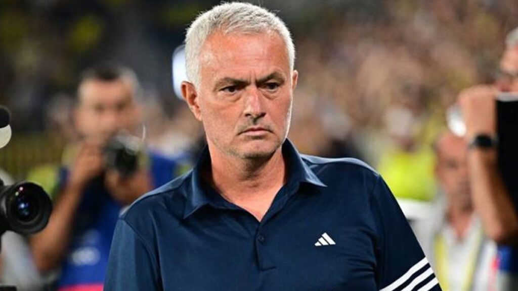 fenerbahce mourinho ile yollari ayirdi mkk2zFmU