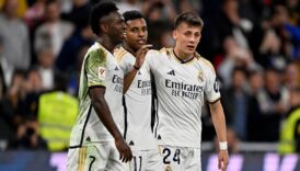 fenerbahce tarihi transfer icin masada MPNtNic9
