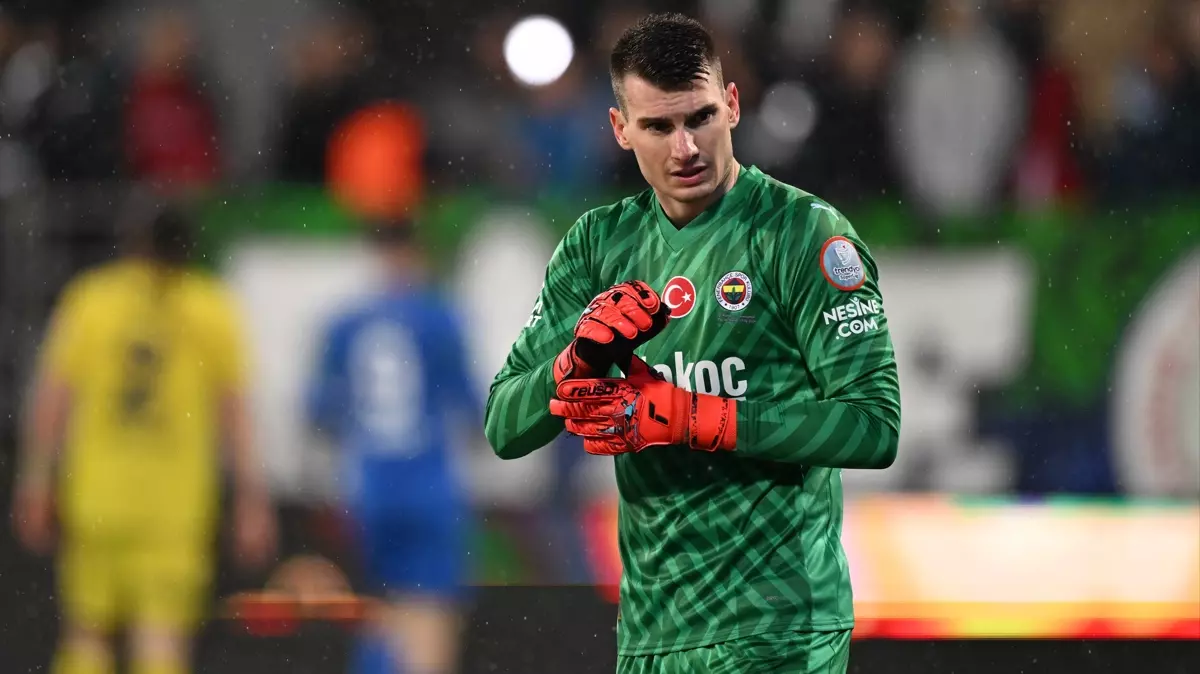 fenerbahcede dominik livakovicin ayriligi icin geri sayima gecildi premier lige dogru 1 MhVyIcBv