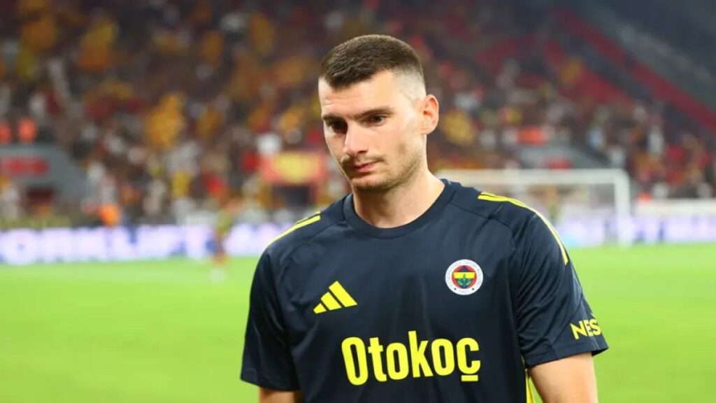 fenerbahcede dominik livakovicin ayriligi icin geri sayima gecildi premier lige dogru escAzv5Z