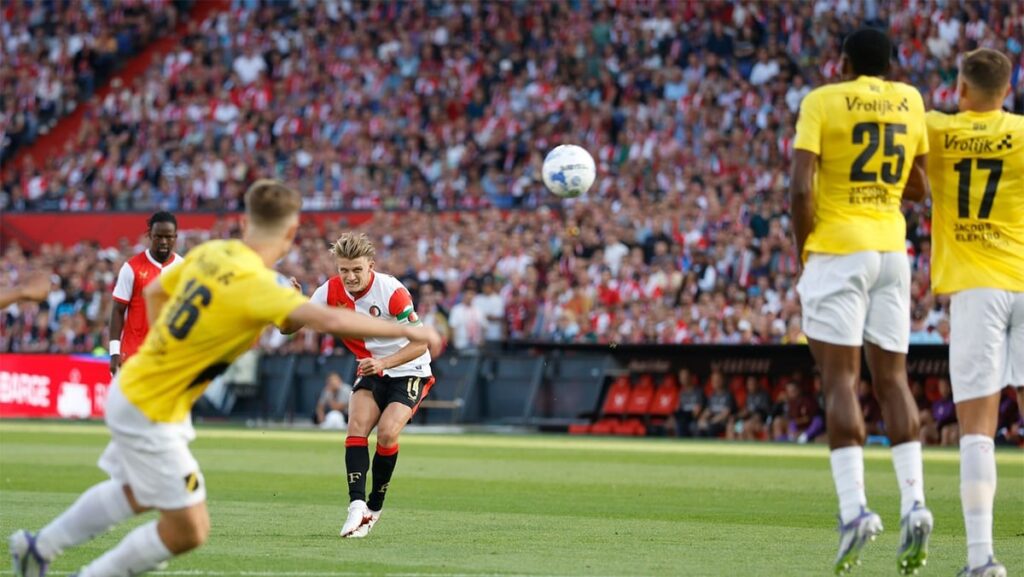 feyenoord kadikoye moralli geliyor Q17zOBxr