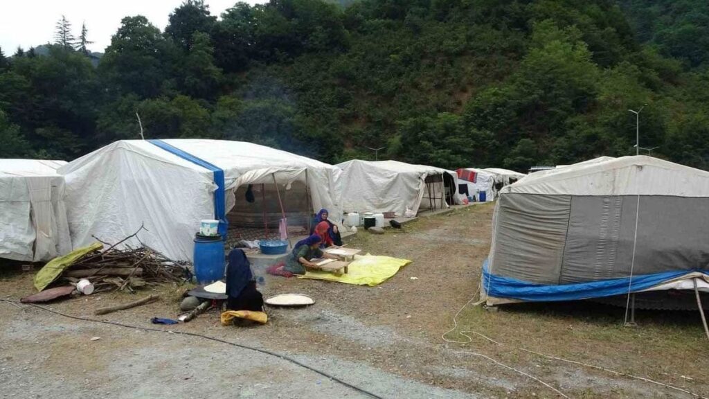 findik hasadi yaklasiyor orduya gelmeye basladilar YCrbuwRD