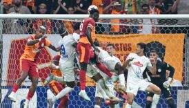 galatasaraydan tarihi gol 3aftF8gV