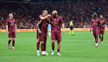 galatasarayin kusursuz serisine nazar boncugu PSaUL7VX