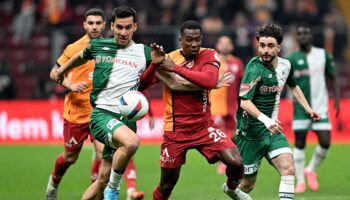 galatsaraydan cuesta karari isteyen kuluplere net mesaj iletildi vkBxKPWP