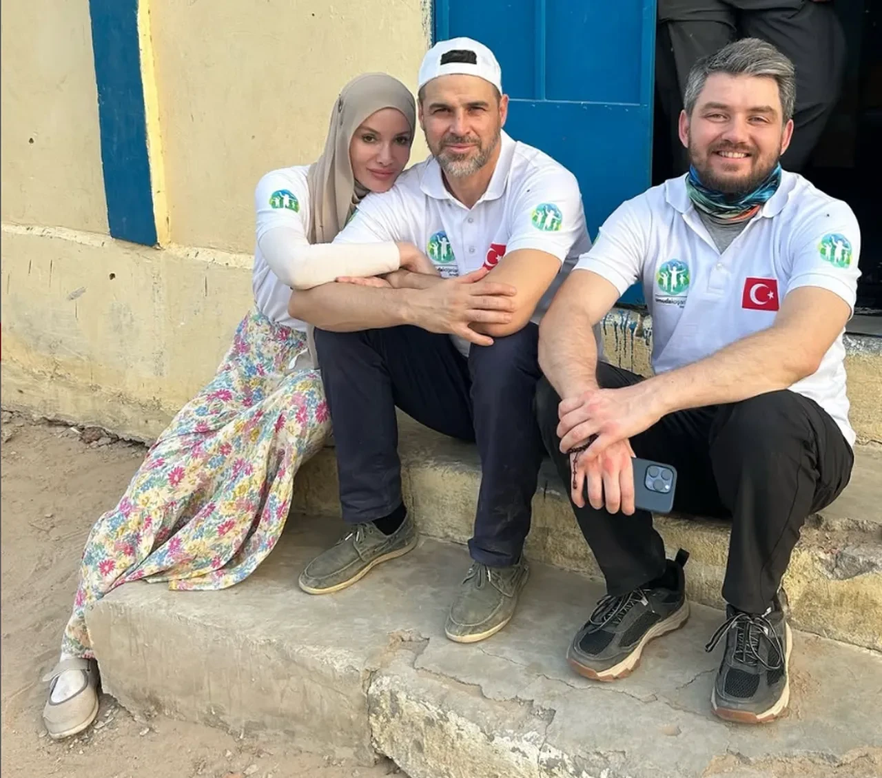 gamze ozcelik pes etmedi yeniden kurdu asevi 2 kere bombalanmisti 2 yPSQriqb