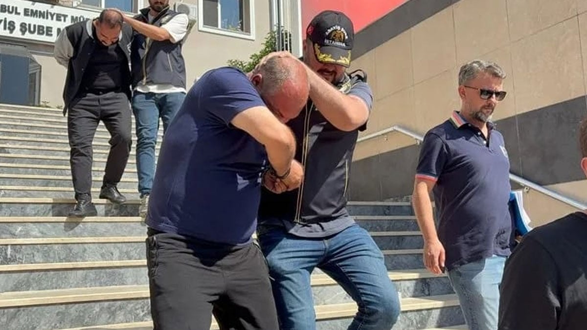 gercek polisler sahte polisleri enseledi 1 U41rvwUW