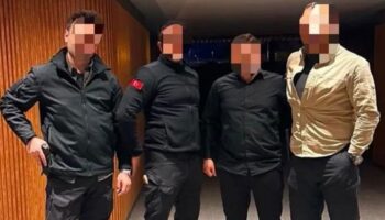 gercek polisler sahte polisleri enseledi MTPpDgbR