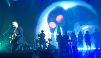 gorillazdan hayranlarina 25 yil surprizi qrEETKJC