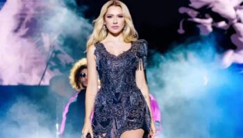 hadiseden bikinili yaz pozu bir goren bir daha bakti uJNLqjKt