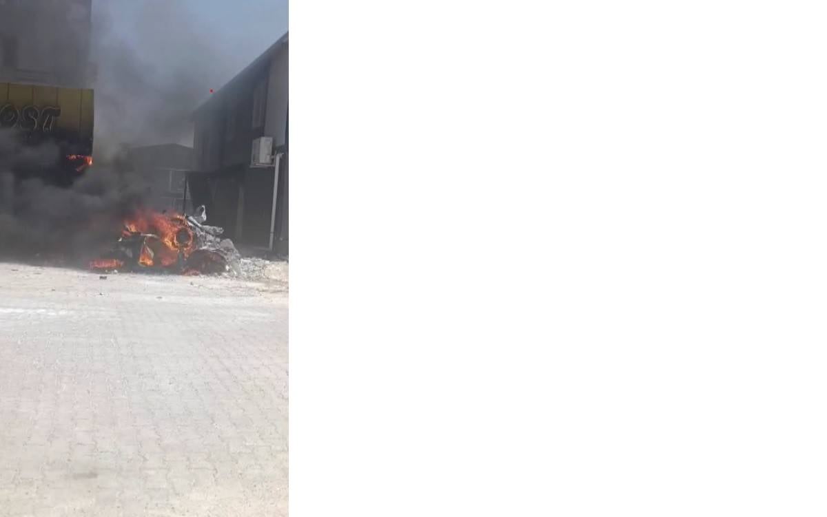 hatayda yangin isyeri ve hurda araclar kule dondu 3 13fKdADr