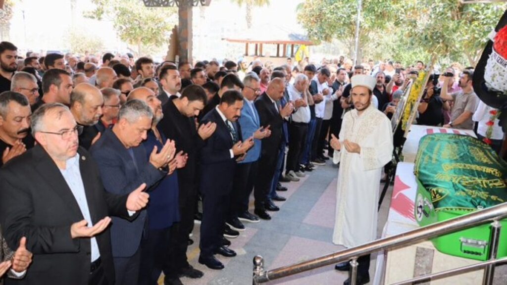 hataysporun eski baskani mehmet sasmaz son yolculuguna ugurlandi l9cZrOGH