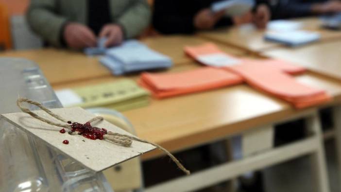 hukumet destekcileri ile karsitlari birbirine girdi avrupanin gobeginde kaos 0 jCCDD8ec