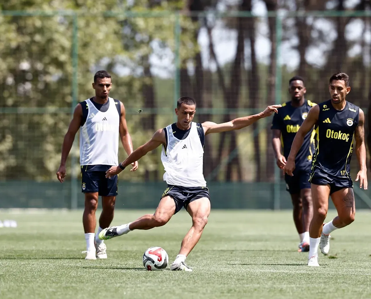 iddia feyenoord karsisinda fenerbahceye sans vermedi 1 wMcgQRJK