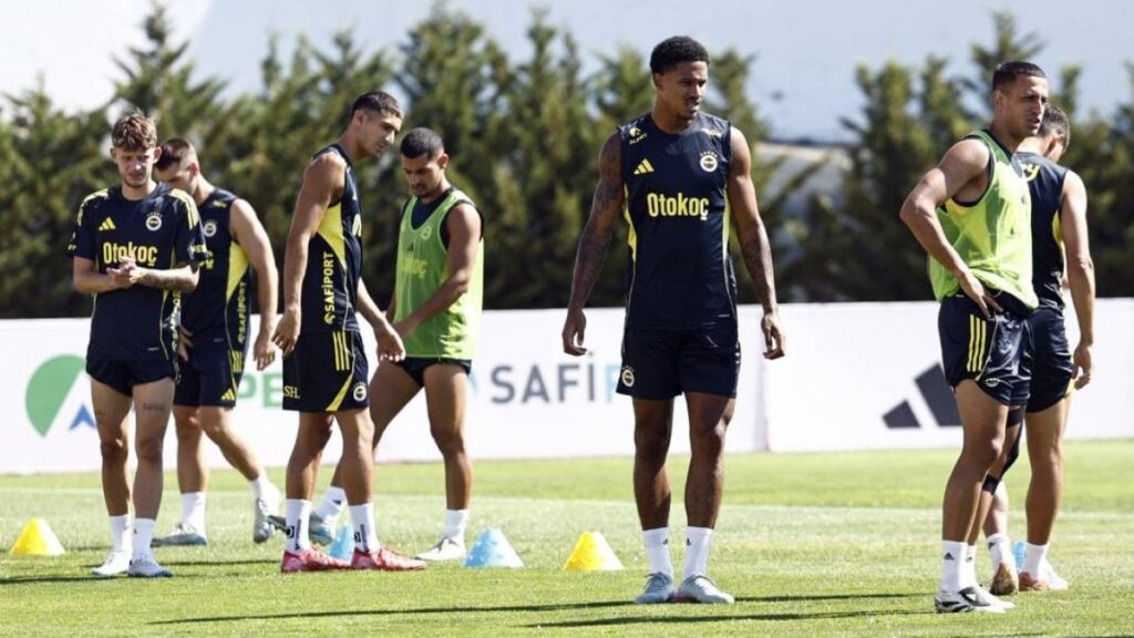 iddia feyenoord karsisinda fenerbahceye sans vermedi 9B4crLSp