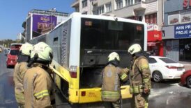 iett otobusu bir anda alev aldi kahraman sofor faciayi onledi istanbulun gobeginde korku dolu hy38eT49