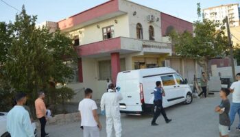 ikisi kardes uc kadin evlerinde olu bulundu InSWxn8y