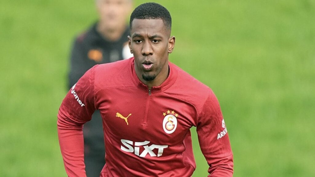 imza atmaya gitmisti galatasaraya cuestada buyuk sok AvZXvjLs