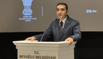 inan guney gozaltina alindigi gun kizinin yaptigi cizimi paylasti tiPbiaUi